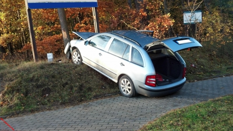 wypadek gdynska tuchomska 4